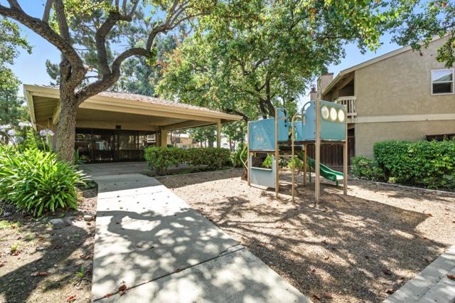 5365 Port Sailwood Drive, Newark CA: https://media.crmls.org/mediaz/ba83756a-fff2-48f6-97b7-b106df7b3d15.jpg