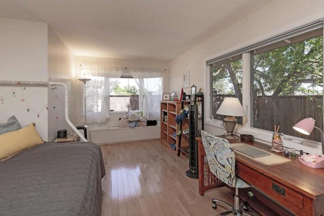 19740 GLEN BRAE Drive, Saratoga CA: https://media.crmls.org/mediaz/ba83d773-a77e-4a54-8996-e15657b0f595.jpg
