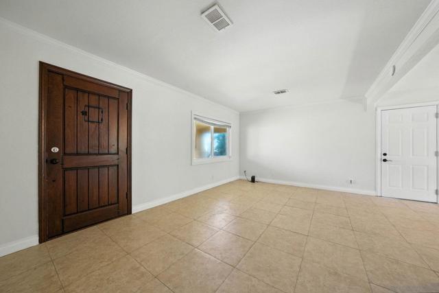 1660 Sycamore Dr., Chula Vista CA: https://media.crmls.org/mediaz/ba83eb87-d5c0-4b70-9cf5-4ee5ccabedfd.jpg
