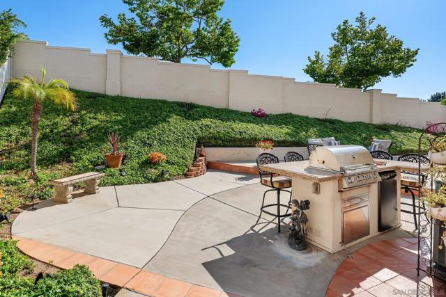 18027 Chieftain Ct, San Diego CA: https://media.crmls.org/mediaz/ba841104-2c6e-43a6-bcfa-15332881b179.jpg