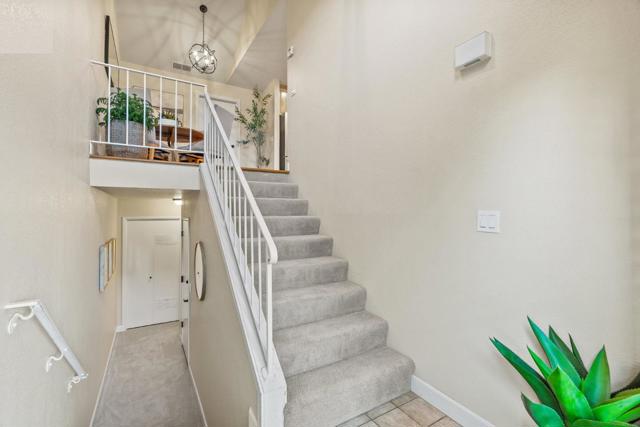 7 Arabian Way, Scotts Valley CA: https://media.crmls.org/mediaz/ba848ebe-303c-484c-bead-faf71e2f18c7.jpg