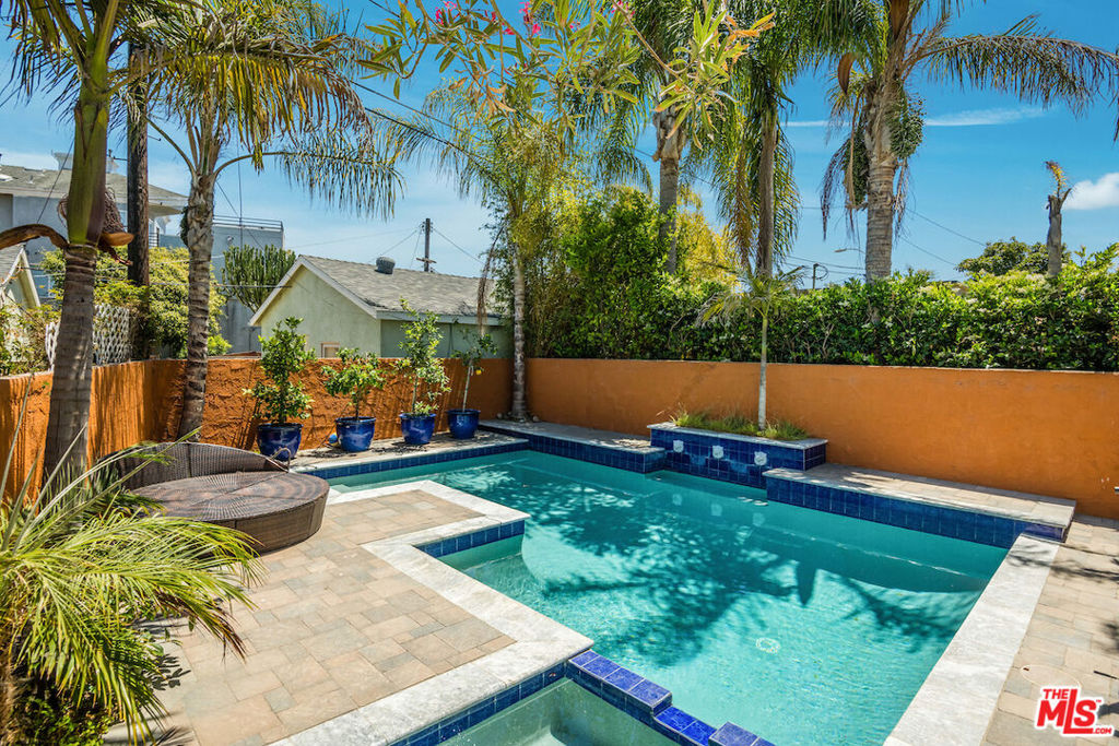 224 Sunridge Street