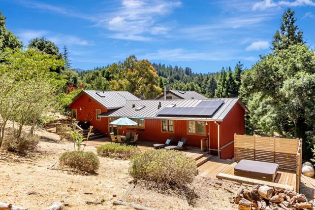 17900 China Grade Road, Boulder Creek CA: https://media.crmls.org/mediaz/ba86561f-da03-4303-ad67-26f9d93856f1.jpg