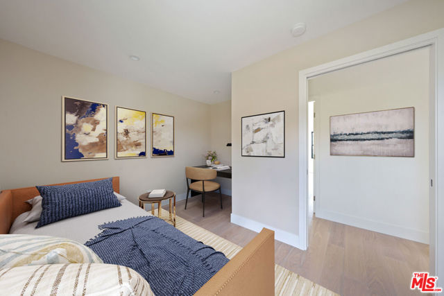 4718 Gaviota Avenue, Long Beach CA: https://media.crmls.org/mediaz/ba8666f6-135d-4d2b-b329-2e9141822359.jpg