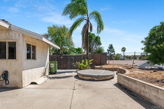 8338 Ora Belle Ln., El Cajon CA: https://media.crmls.org/mediaz/ba869d0c-a84e-408d-a5ea-31e387be3099.jpg