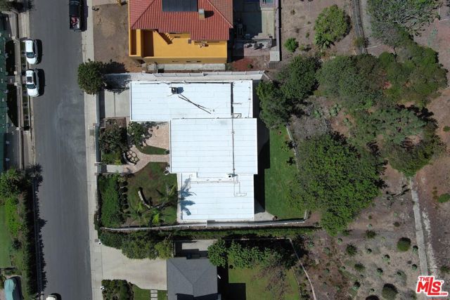 Drew Fenton | 18073 Sandy Cape Drive Pacific Palisades CA | MLS: 7432418