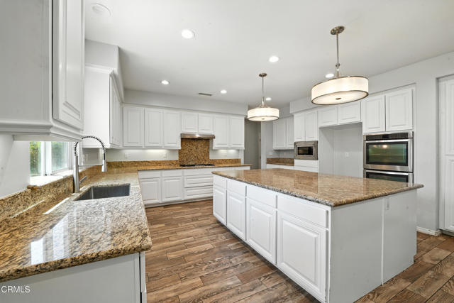 29039 Shorecliff Circle, Menifee CA: https://media.crmls.org/mediaz/ba86ed33-85f4-41ed-b165-220429009c5f.jpg