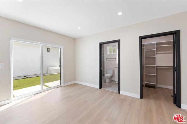 5530 Geer Avenue, Los Angeles CA: https://media.crmls.org/mediaz/ba86ff66-2116-43a4-bd24-c9fea1586d7f.jpg