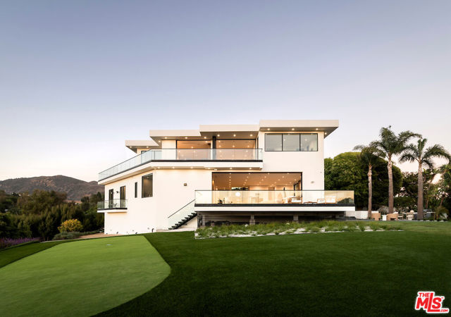 Drew Fenton | 5931 Kanan Dume Road Malibu CA | MLS: 7406942 Drew Fenton | 5931 Kanan Dume Road Malibu CA | MLS: 7406942