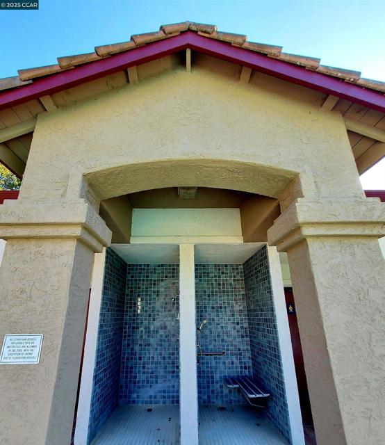 3080 Casadero Ct, Pleasanton CA: https://media.crmls.org/mediaz/ba8758a0-eeb6-4b22-95eb-30c960c5f1ef.jpg