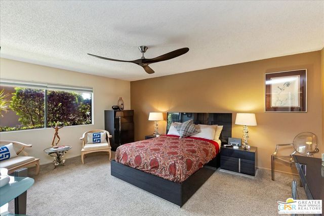 1326 N Tiffany Circle, Palm Springs CA: https://media.crmls.org/mediaz/ba877019-ba98-4225-8796-354183063eff.jpg