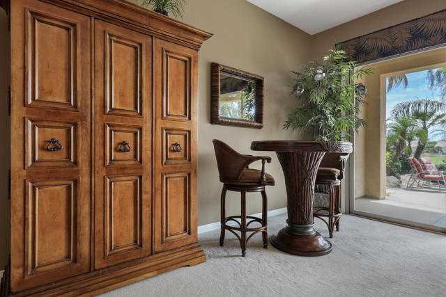 81083 Avenida Tres Lagunas, Indio CA: https://media.crmls.org/mediaz/ba87ad6c-498b-4bce-b7d9-76fd9ea75a40.jpg