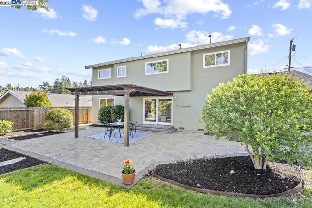 6649 Waverly Rd, Martinez CA: https://media.crmls.org/mediaz/ba888413-64e7-4277-b089-d64a5b25f7a7.jpg