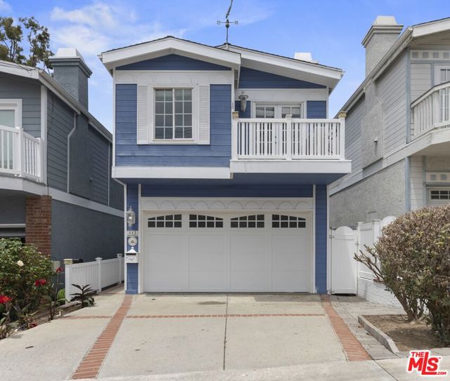 441 HOLLOWELL Avenue, Hermosa Beach, California 90254, 4 Bedrooms Bedrooms, ,2 BathroomsBathrooms,Residential,Sold,HOLLOWELL,22165653