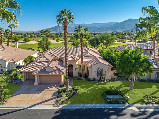 81205 Kingston Heath, La Quinta CA: https://media.crmls.org/mediaz/ba899c50-2f86-446b-ae8c-84a934c2bfa7.jpg
