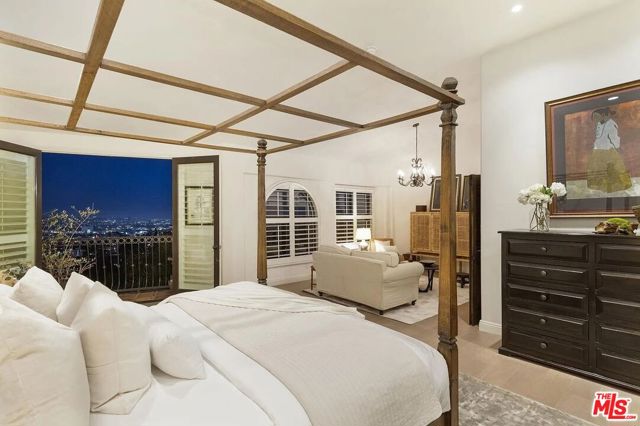 4 Bed Home for Sale in Los Angeles, California