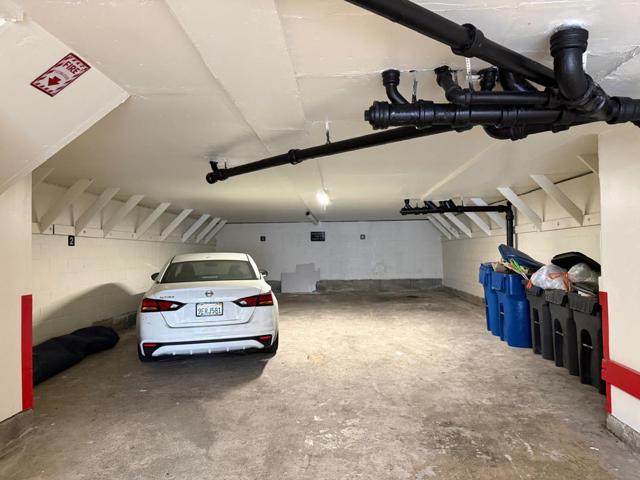 891 Bellevue Avenue, Daly City CA: https://media.crmls.org/mediaz/ba8b3ae7-b976-4043-aae8-542f99433e89.jpg