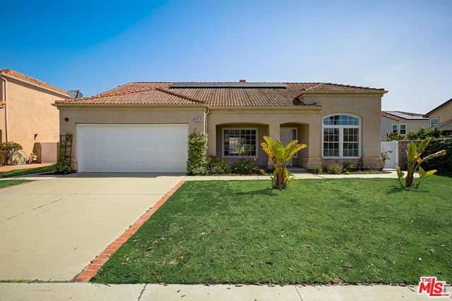2536 LAKE Drive photo 1