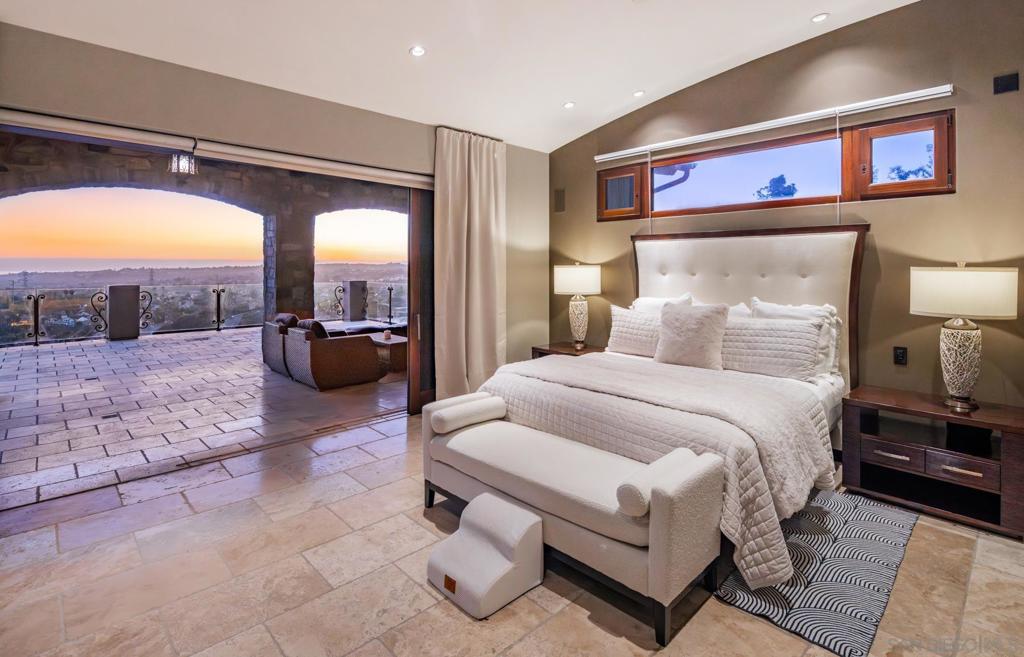 MLS #250035345SD image #15