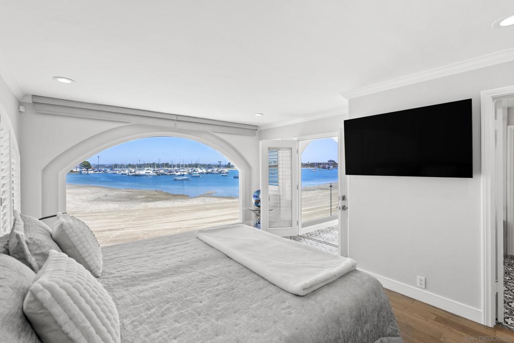 3490 Bayside Walk - photo 9