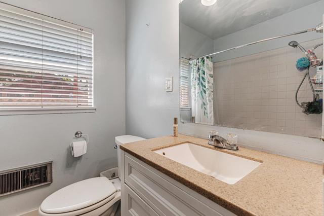 1179 San Benito Street, Hollister CA: https://media.crmls.org/mediaz/ba8d3d3a-40e1-42a6-9ee8-255570d0e6f5.jpg