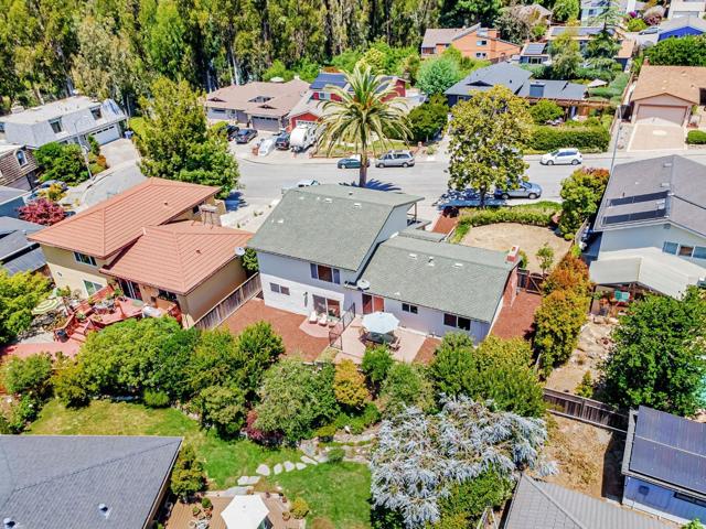 239 Segre Place, Santa Cruz CA: https://media.crmls.org/mediaz/ba8d579f-e036-4e21-9a43-3a8269b89ed1.jpg