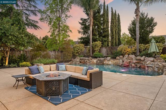 410 Hampton Court, San Ramon CA: https://media.crmls.org/mediaz/ba8d5c0a-2c27-4cc1-aea4-3c643ad13181.jpg