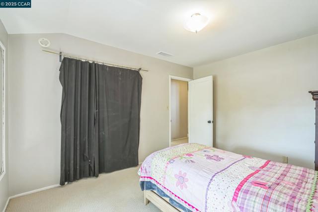 448 Cumberland Dr, Pleasant Hill CA: https://media.crmls.org/mediaz/ba8d61a3-a9c0-4e66-92e1-ee23b1f597f6.jpg