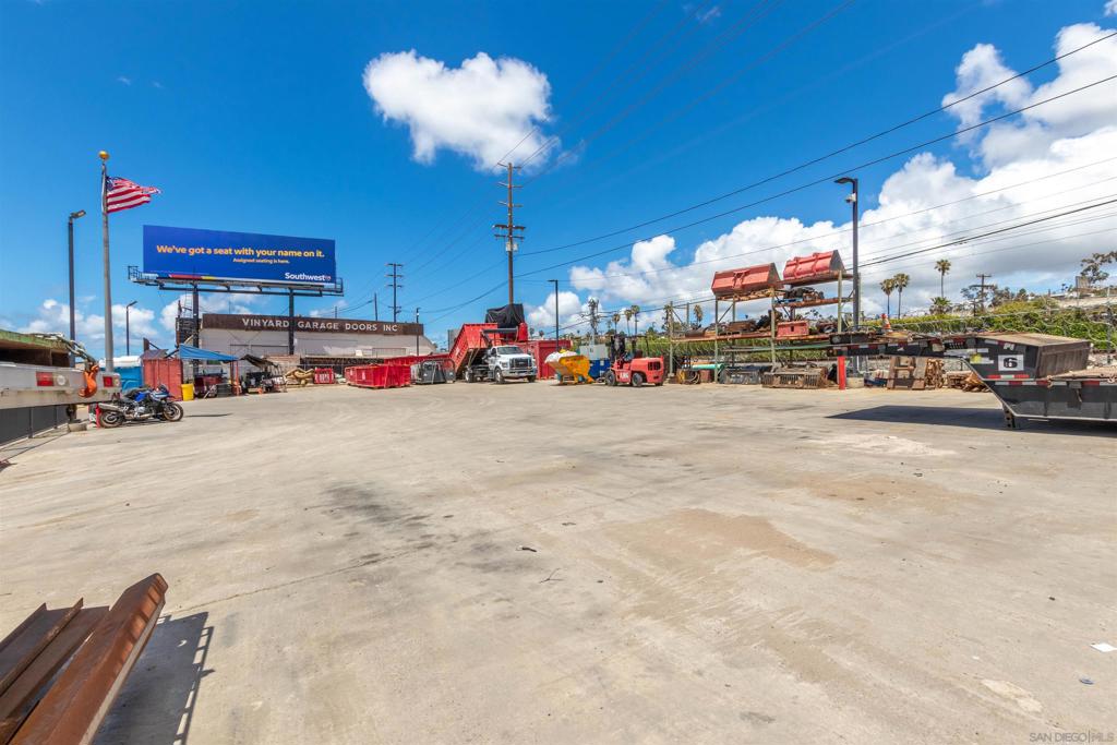 3571 Pacific Highway - photo 10