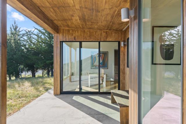 9265 Sycamore Canyon Road, Big Sur CA: https://media.crmls.org/mediaz/ba8ec0ff-78e5-44ae-bc7f-05201279b24b.jpg