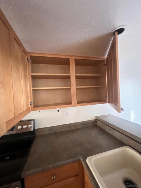 Image 4 of 7 For 3708 Harvard Dr