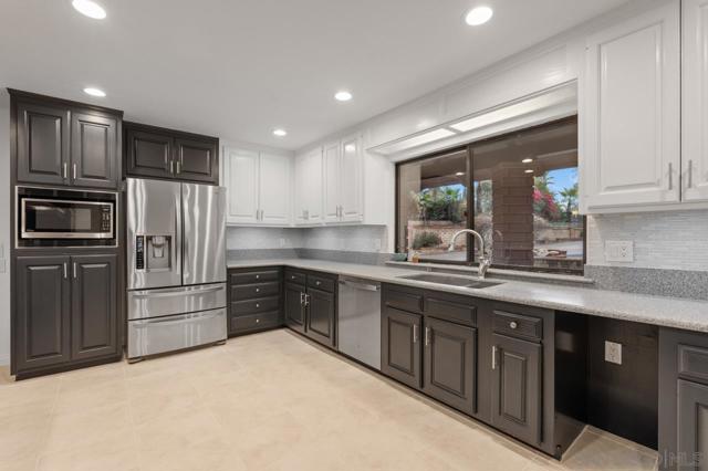 11580 Manzanita Rd, Lakeside CA: https://media.crmls.org/mediaz/ba8ffe18-9f8a-4537-bc84-92b3923cb494.jpg