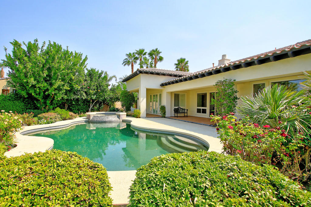 47 Oakmont Drive, Rancho Mirage, CA 92270