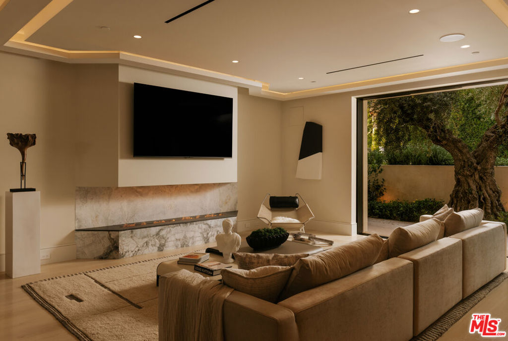 MLS #26876435 image #22