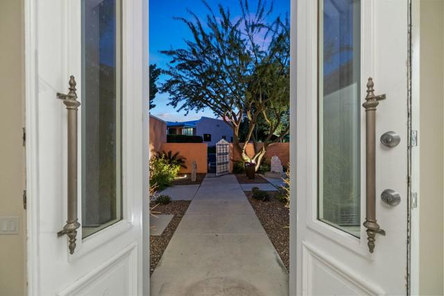 47360 Jadida Avenue, Palm Desert CA: https://media.crmls.org/mediaz/ba91bf2f-e718-491c-a0cb-15cca9af5f4d.jpg