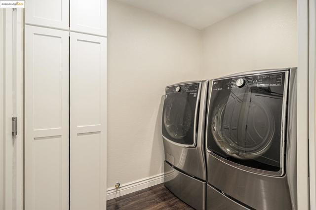 2167 Saint Andrews Ct, Discovery Bay CA: https://media.crmls.org/mediaz/ba923c88-c3b3-4ee3-a638-18a871b2d377.jpg