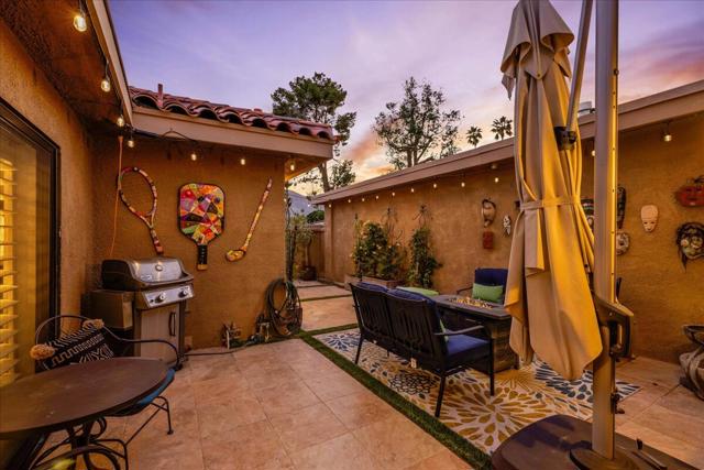 43 Sunrise Drive, Rancho Mirage CA: https://media.crmls.org/mediaz/ba928192-c796-417f-830a-317ce704f01b.jpg