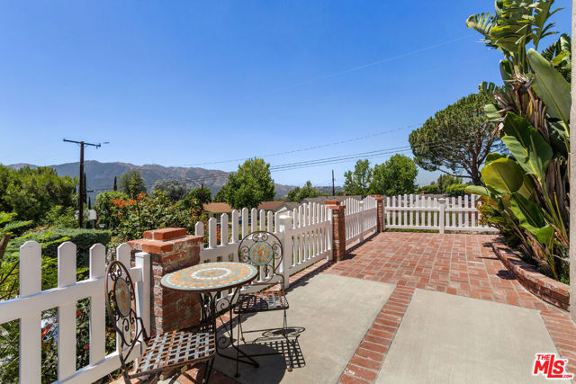 3461 Brookhill Street photo 5