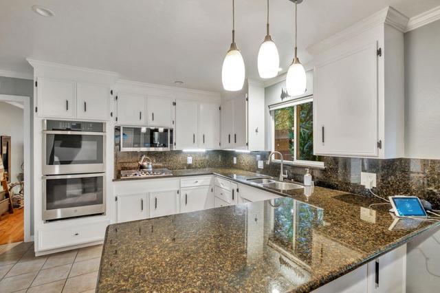 165 Saint Francis Drive, Boulder Creek CA: https://media.crmls.org/mediaz/ba939135-02ab-4fd4-93c8-619c2c23bc59.jpg
