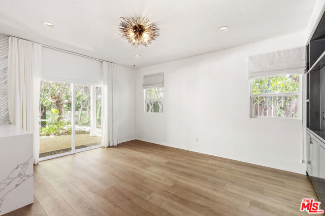 7676 Coldwater Canyon Court, North Hollywood CA: https://media.crmls.org/mediaz/ba9407bd-fdeb-49bd-8fb1-5ef7d17e33da.jpg