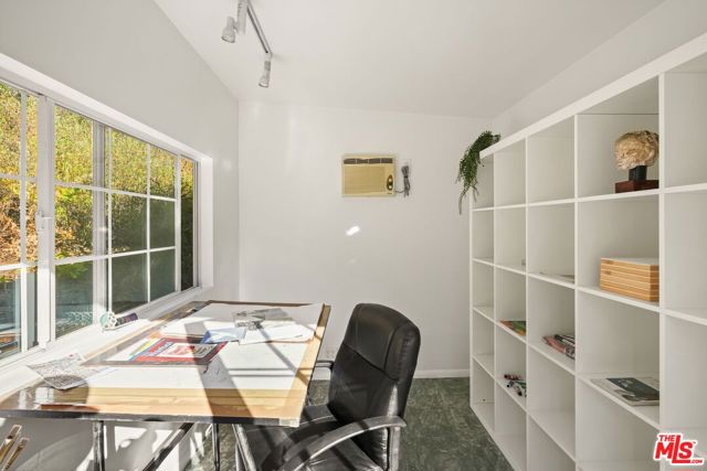 860 Old Topanga Canyon Road, Topanga CA: https://media.crmls.org/mediaz/ba94321a-78ad-4772-b47d-bb4c93fac2e2.jpg
