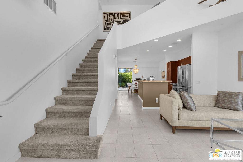 MLS #25617533PS image #2