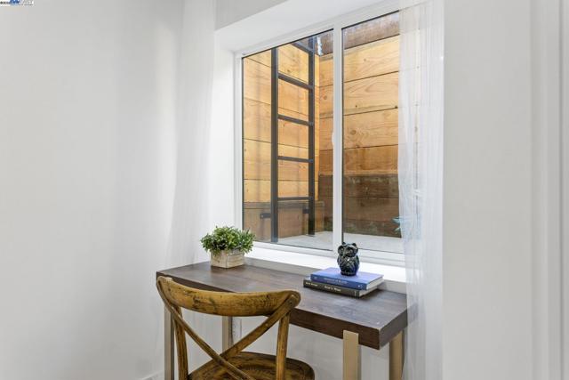 365 Monaco Ave, Union City CA: https://media.crmls.org/mediaz/ba94e711-b87b-475a-9421-247bec1c430e.jpg