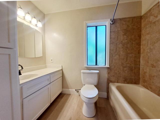 155 Nob Hill Terrace, Morgan Hill CA: https://media.crmls.org/mediaz/ba96f82b-8e86-42f7-a8f3-aaf4ab960798.jpg