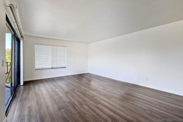 4260 6TH AVE, San Diego CA: https://media.crmls.org/mediaz/ba975111-c769-41e9-9b67-1c1d00bbaca5.jpg