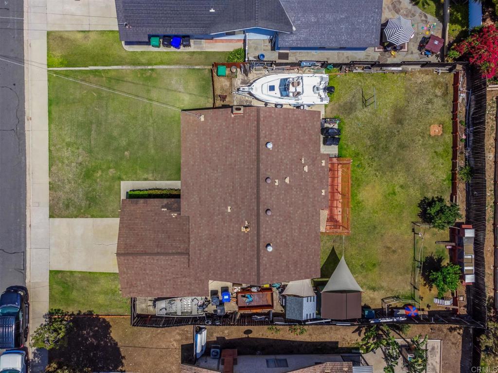 https://media.crmls.org/mediaz/ba97fa49-c9c8-4906-ac45-7a700bd7b24a.jpg?preset=X-Large