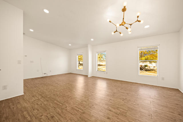62851 Aberdeen Drive, Joshua Tree CA: https://media.crmls.org/mediaz/ba985edf-dcb4-4c62-8580-afbb2c8df9ed.jpg