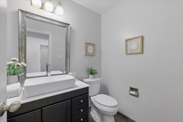 2434 Hastings Drive, Belmont CA: https://media.crmls.org/mediaz/ba98c23c-1f6f-4a83-b553-bfb4a569f0e4.jpg