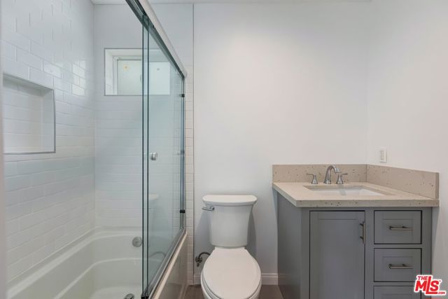 16616 Osborne photo 4