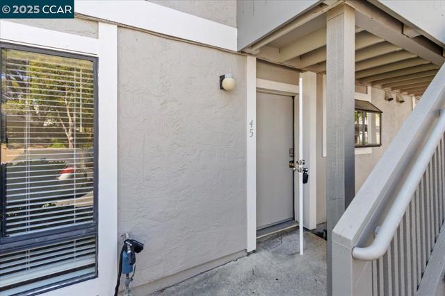 900 Southampton Rd, Benicia CA: https://media.crmls.org/mediaz/ba9a5644-cd7a-40f6-a6a0-942491c03481.jpg